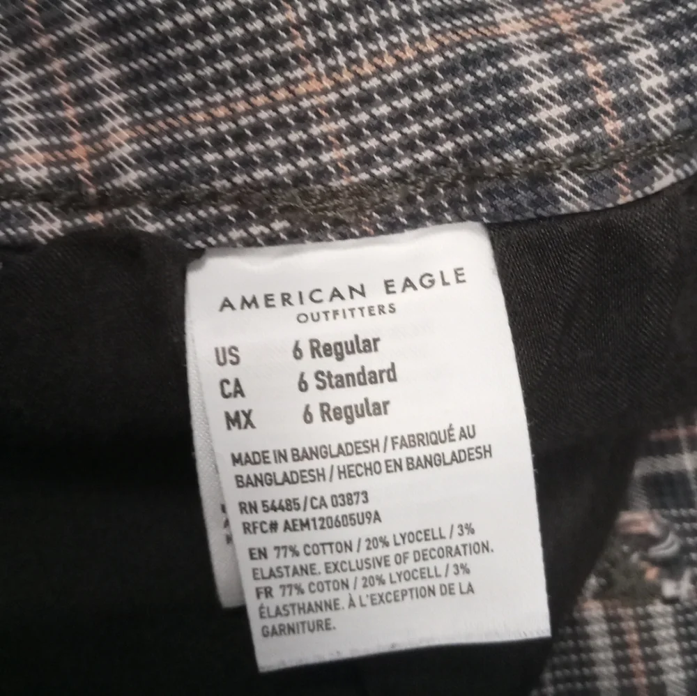 ❤️American Eagle Plaid Super Stretch Pants Trousers Size 6 - Picture 4 of 9